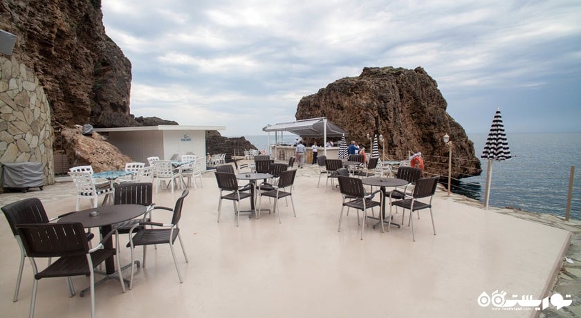 نمای بار ساحلی هتل مارمارا